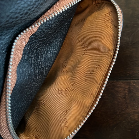 Born BOC pebbled leather two tone crossbody - Picture 8 of 16